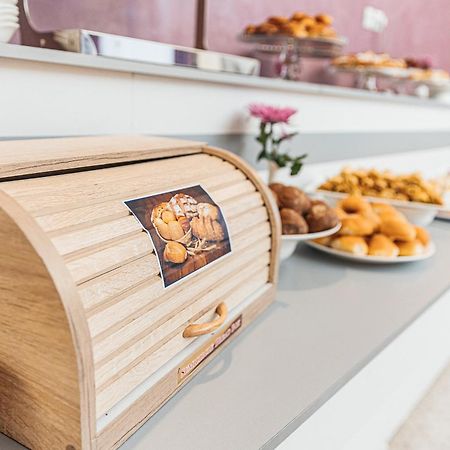 Grand Fergana Hotel Ngoại thất bức ảnh